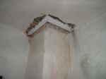 Příklad ochrany dřevěného stropu od vyfrézovaného komína vyvložkovaného následně nerezem